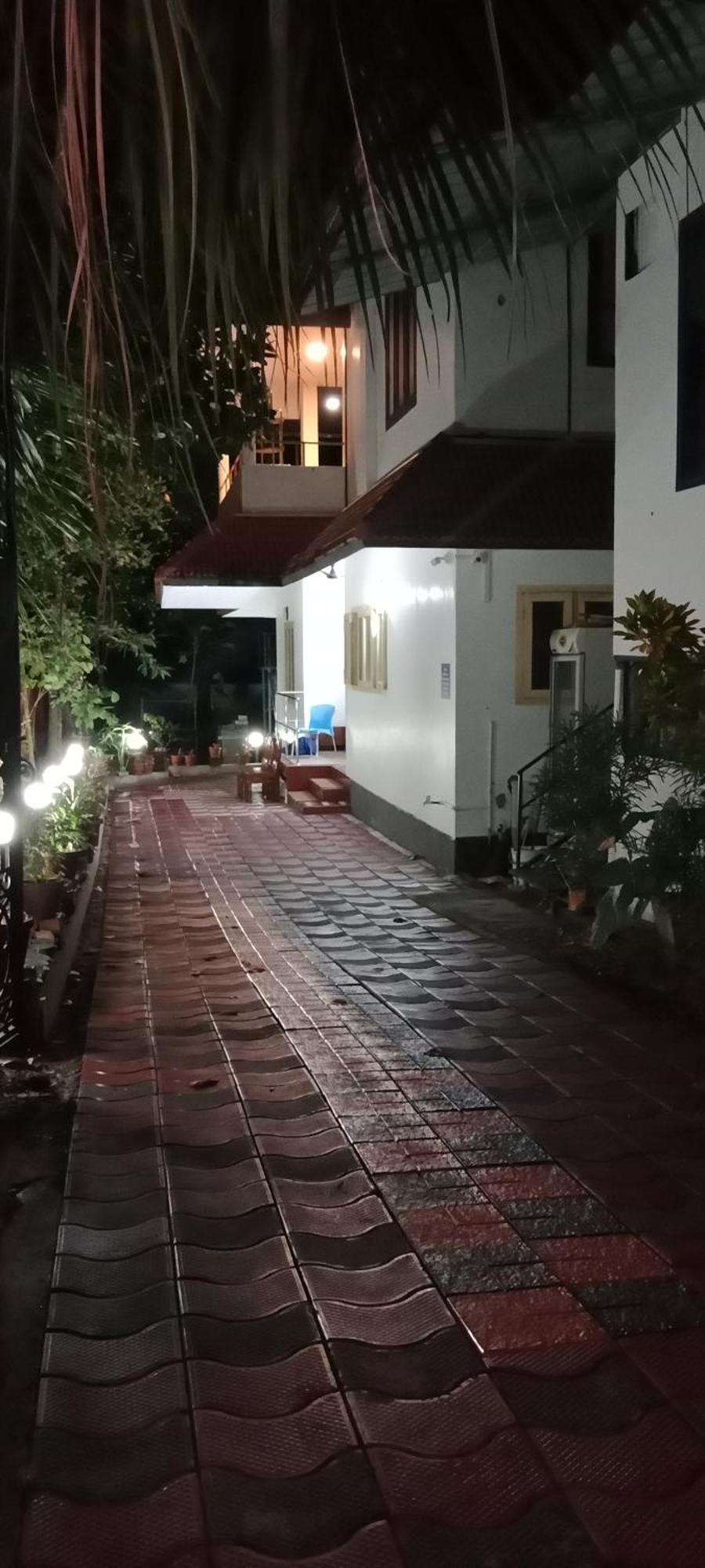 Alleppey Beach La Casa Alappuzha Bagian luar foto